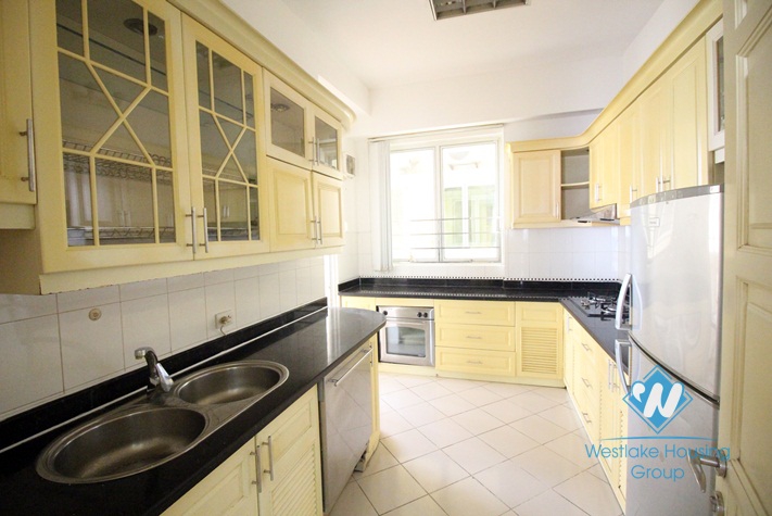 A nice apartment for rent in G building, Ciputra International Ha Noi City